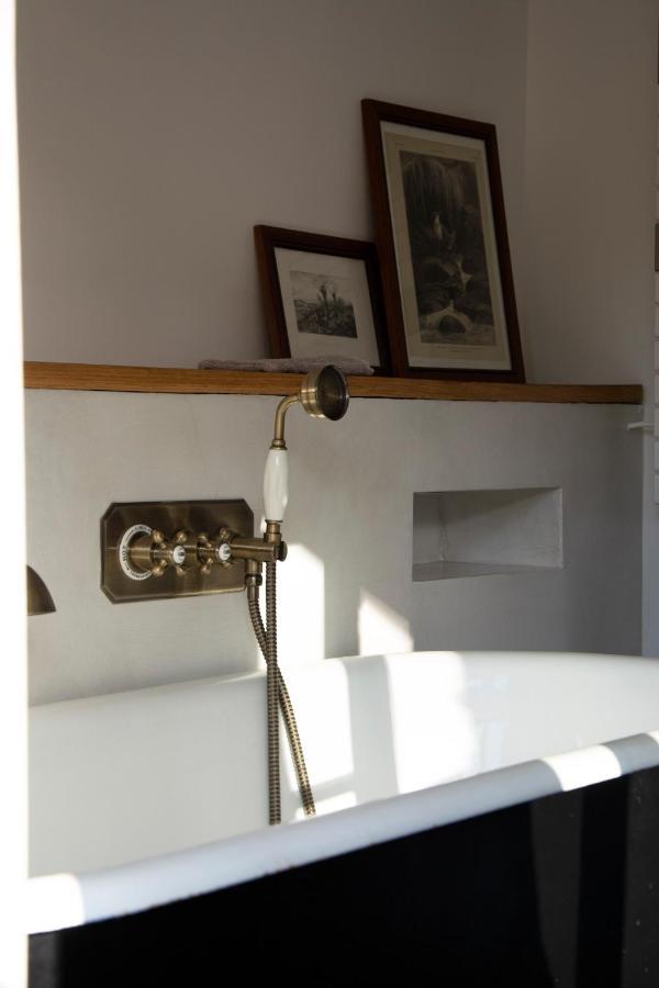 Le Roitelet - Suite D'Hotes Privative Montcavrel Exteriör bild