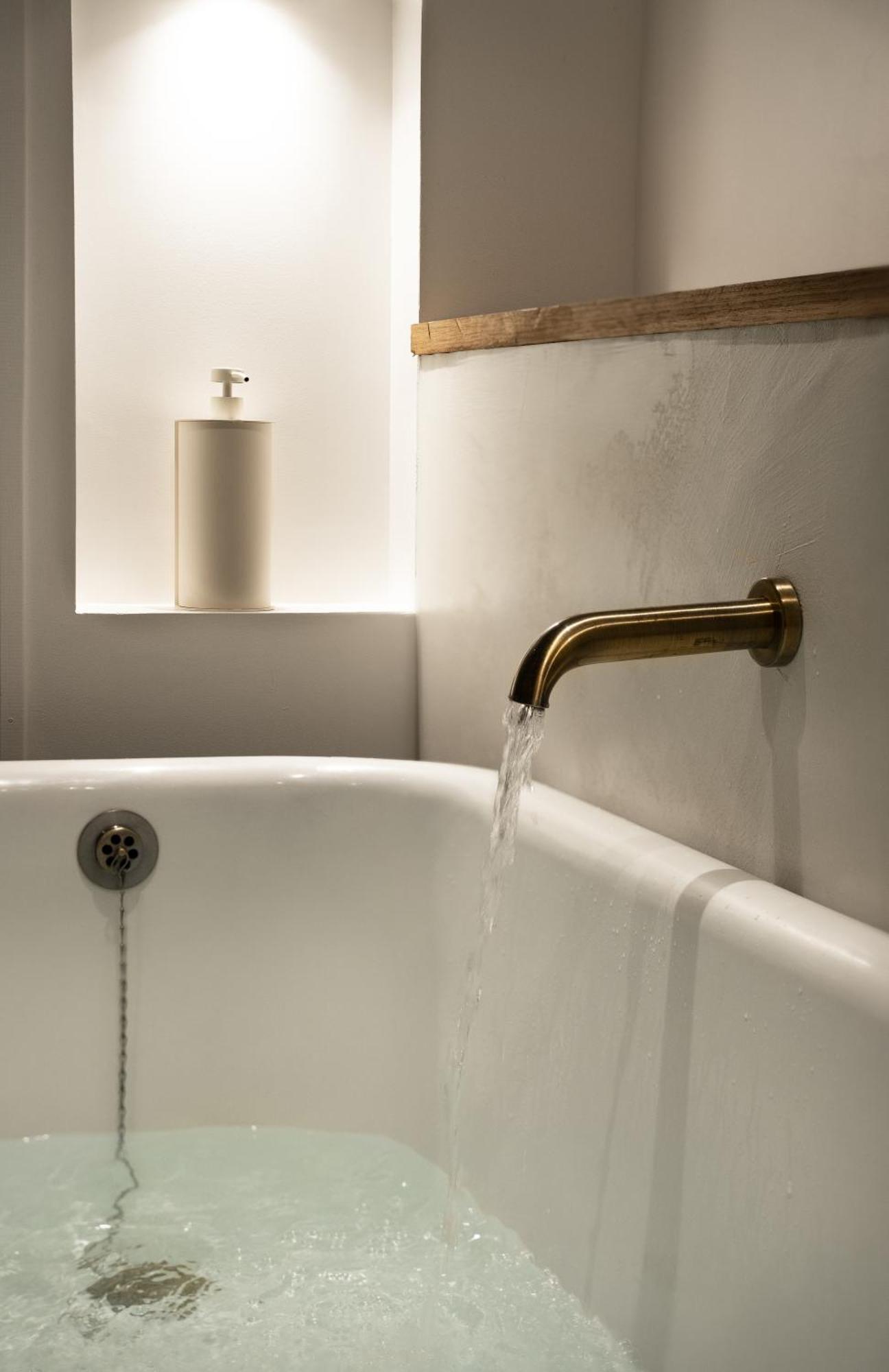 Le Roitelet - Suite D'Hotes Privative Montcavrel Exteriör bild